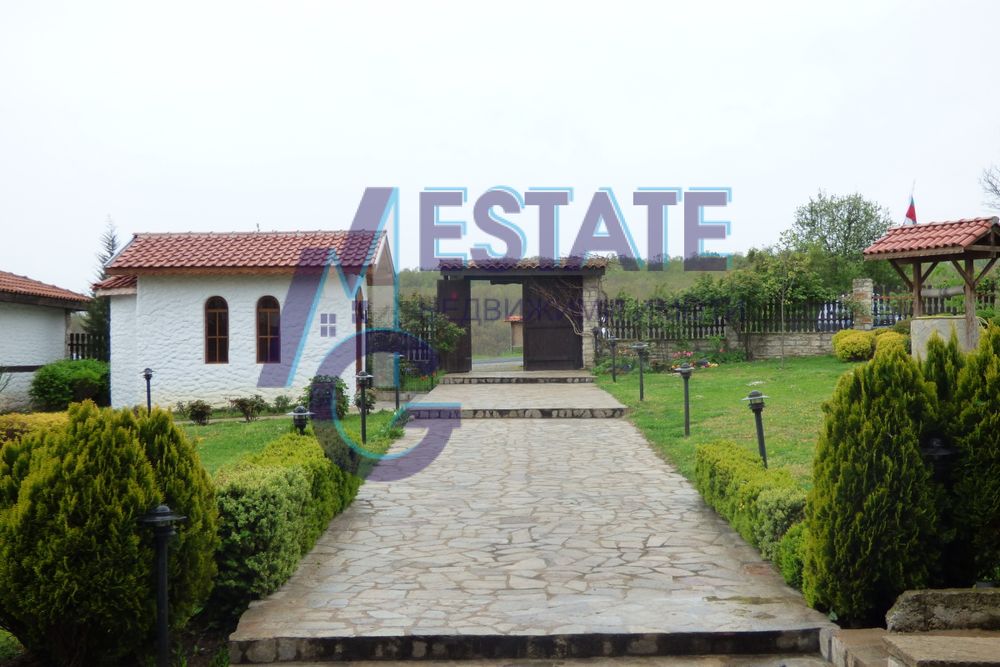 Бутиков етно-комплекс с работещ туристически потенциал в близост