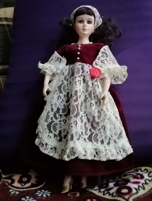 Papusa portelan Bisque