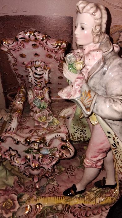 Порцеланова статуетка Benrose,  в стил Capodimonte.