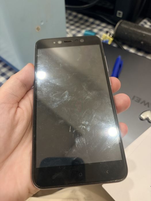 Продам телефон MDG6