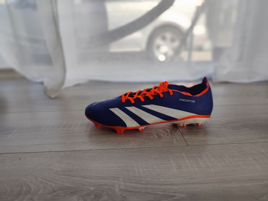 Papuci fotbal adidas predator