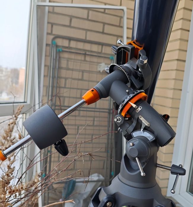 Телескоп Celestron AstroMaster EQ90