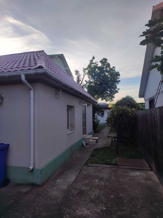 Casa la mare, proprietate privată , inchiriere