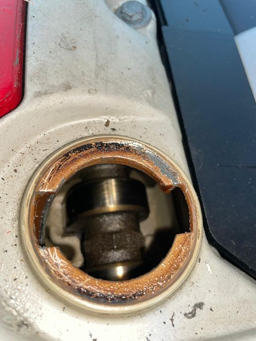 В наличии привозной двигатель на Мерседес 111 2.3л компрессор