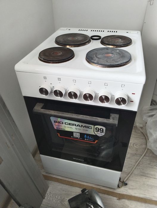 Продам плиту электрическую