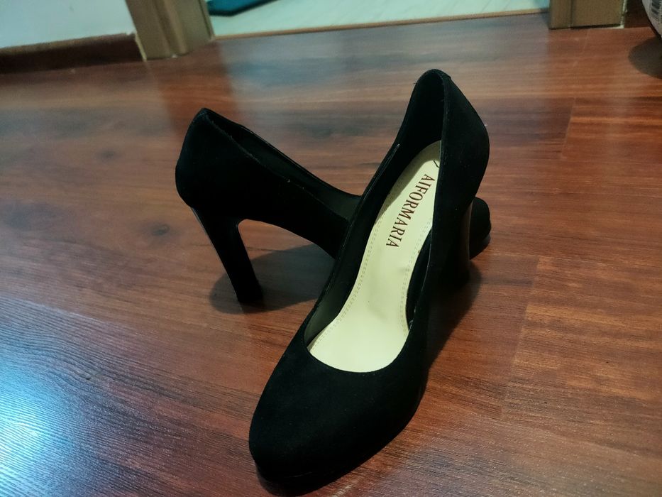 2 Туфли замшевые по 2500