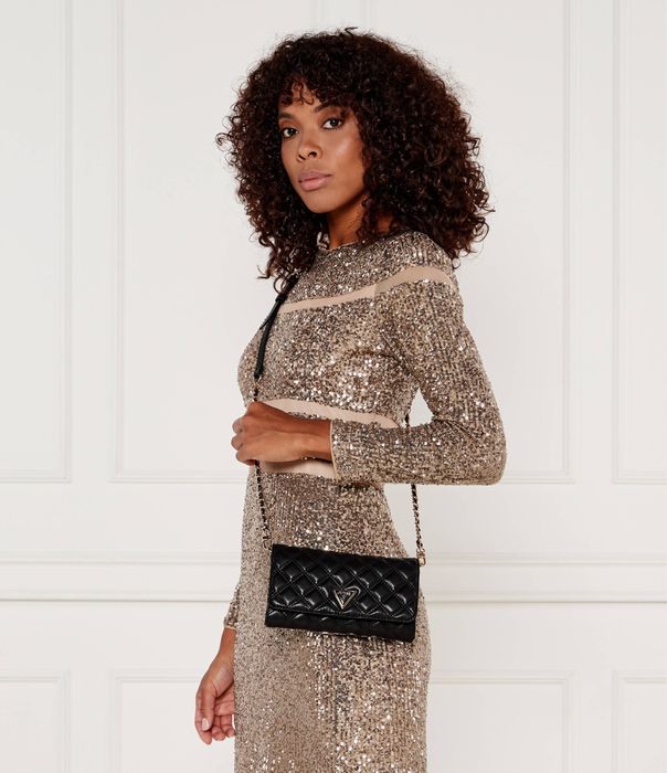 Дамска чанта Guess