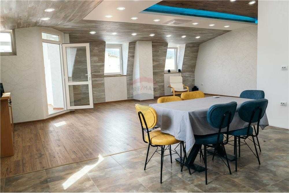 Продава се Офис в Шумен, Център - 134 кв.м за 1523 €/кв.м - Снимка #5