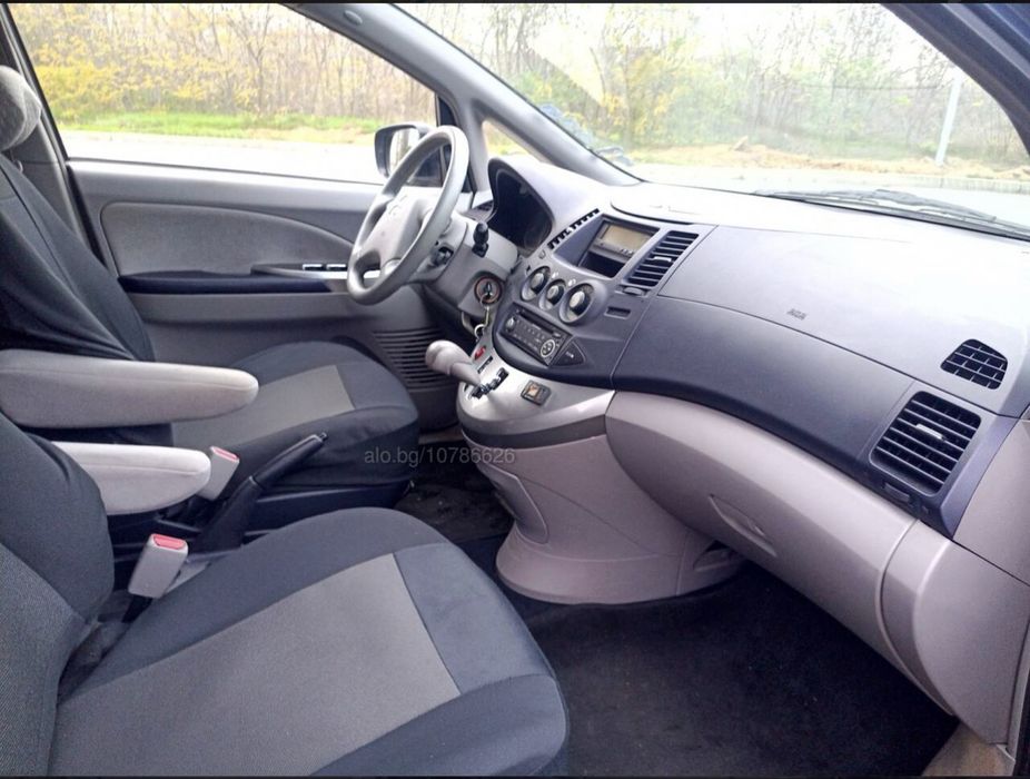 Mitsubishi grandis