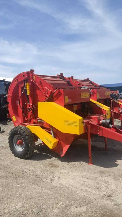 Пресс-подборщик рулонный центральный 140