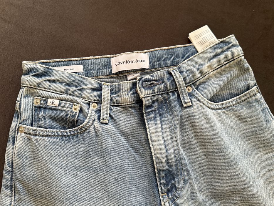 Дънки Calvin Klein, Pause jeans