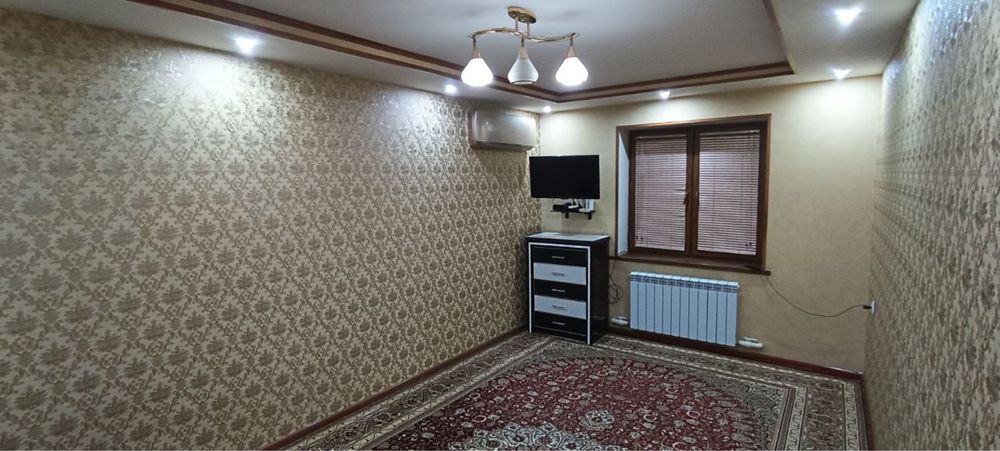 Яккасарай район.  Мукими Улица.  2 комнатная кирпич