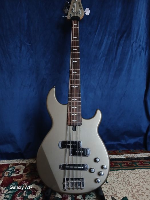 Sotiladi Yamaha bb615
