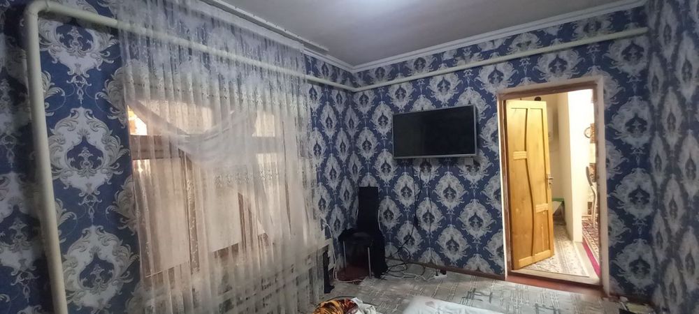 Uy sotiladi 5 sotix 4xona tayyor