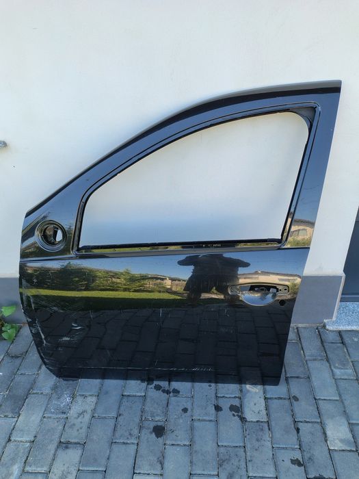 usa stanga fata dacia duster