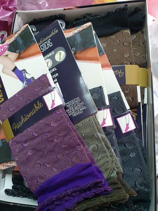 Шарени чорапи различни цветове 35-40 номер