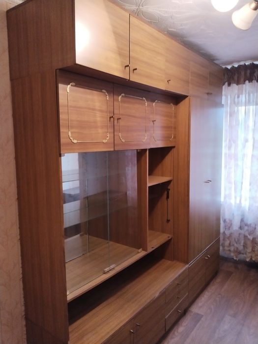 Продам стенку !!