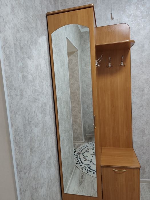 Продам шкаф прихожка