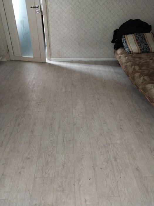 Пол дома 2 комната • 50 кв