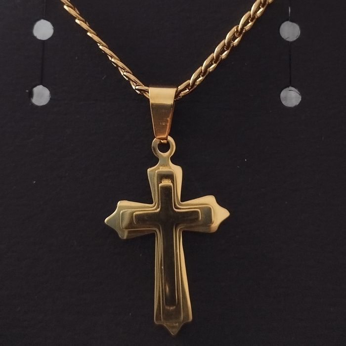 Колие от медицинска стомана