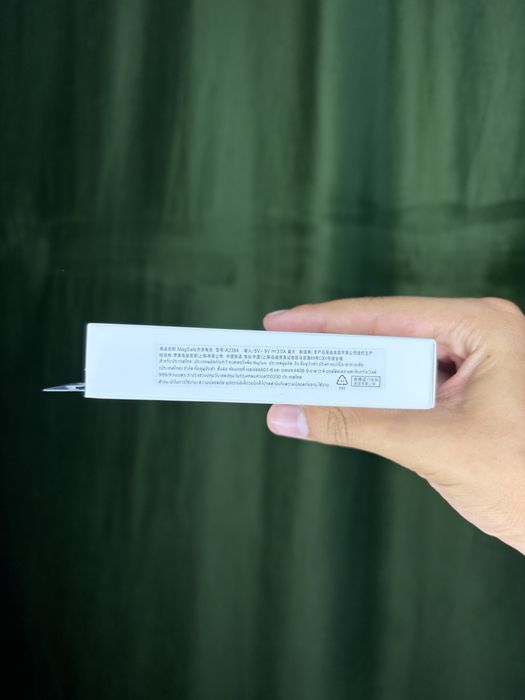 Iphone Magsafe sotiladi!!!