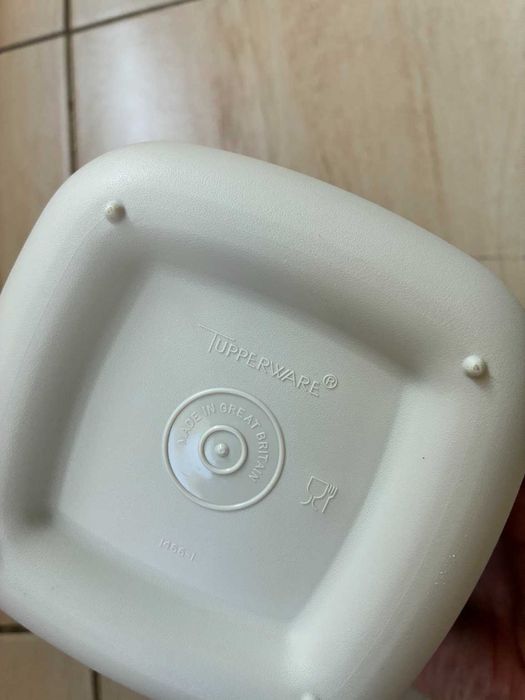 Кутия Tupperware