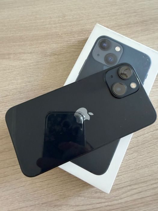Iphone 13 mini.