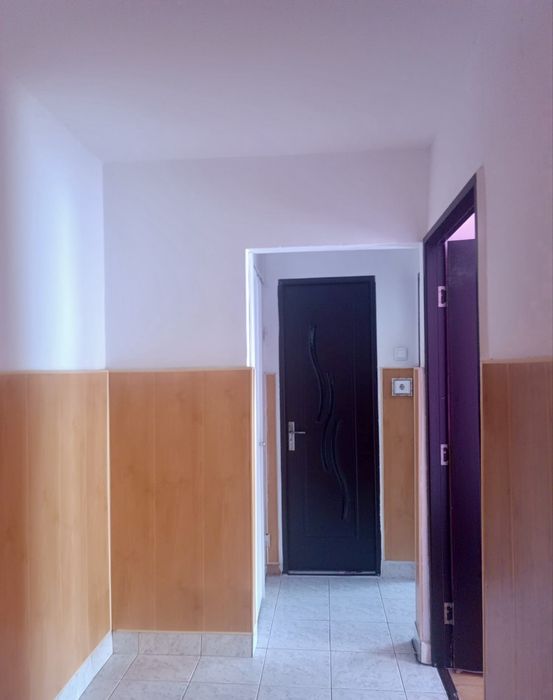 Apartament 3 camere decomandat 65 mp, etaj 2, zona E3,Strada Barajului,