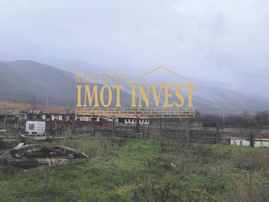 Продава се Промишлена сграда в Карлово - 600 кв.м за 196 €/кв.м - Снимка #3