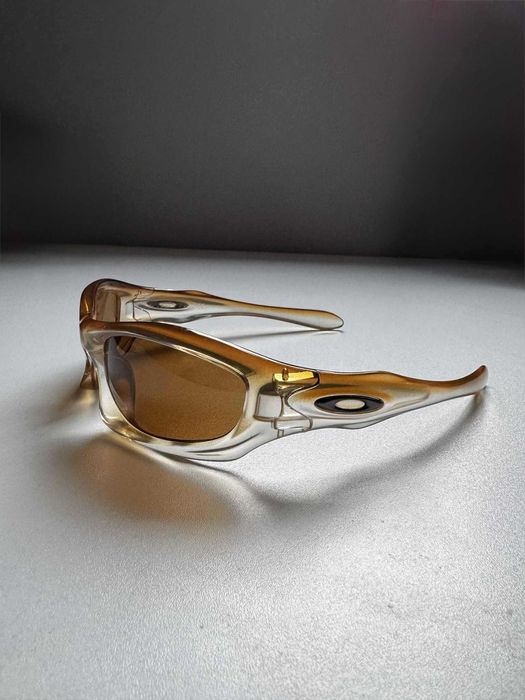 Oakley - Monster Dog Whiskey Brown Gradient Frame Collection b857.