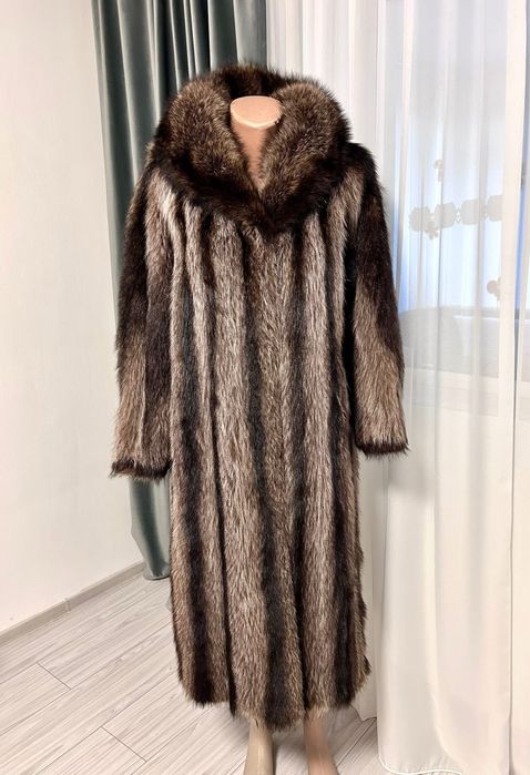 Haina din blana naturala