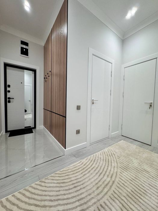 Паркетский / Evos , 3/8/8 уютная квартира по очень выгодной цене.