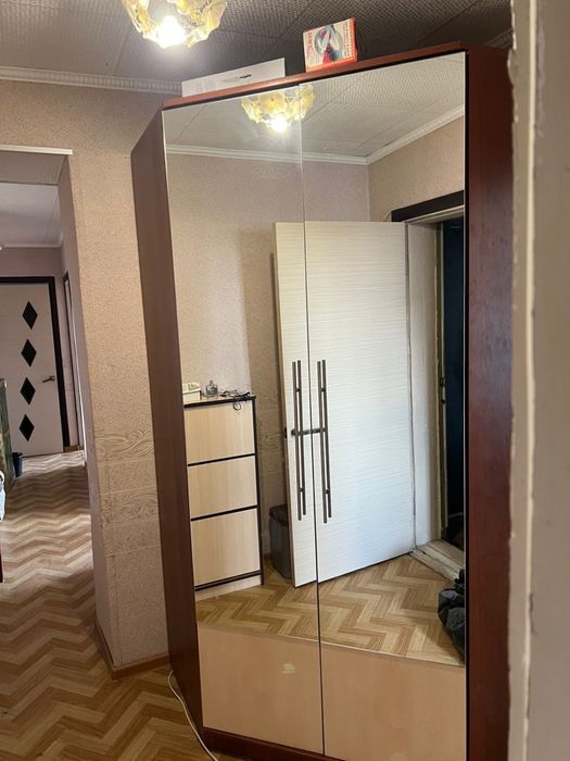 Продам шкаф срочно