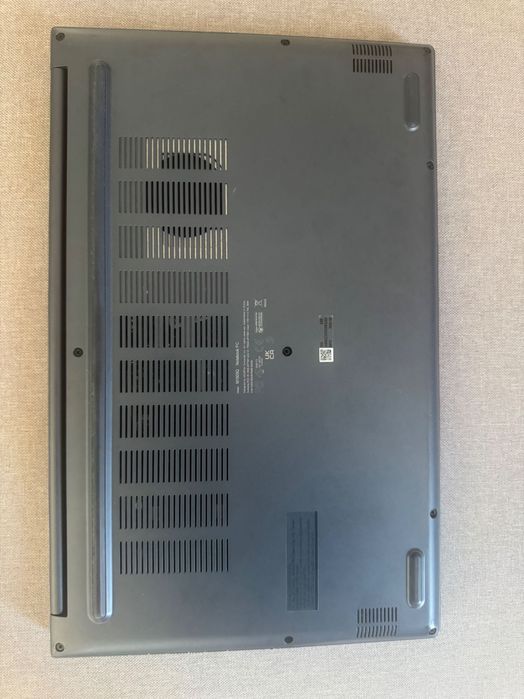 ASUS Vivobook 15X OLED M1503QA – Ryzen 7 / 8GB / 512GB SSD