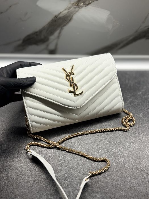 Sa*nt La*rent черна и бяла чанта