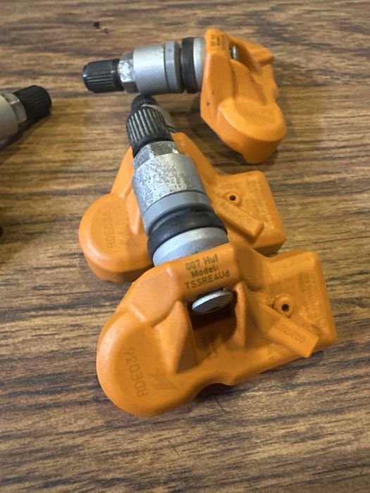 Датчики давления в шинах BMW