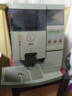 Aparat expressor profesional Saeco Ambra pentru boabe