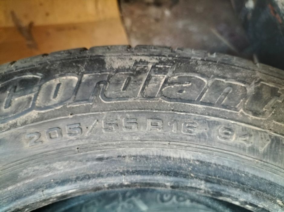 Продам Шыны почти новые