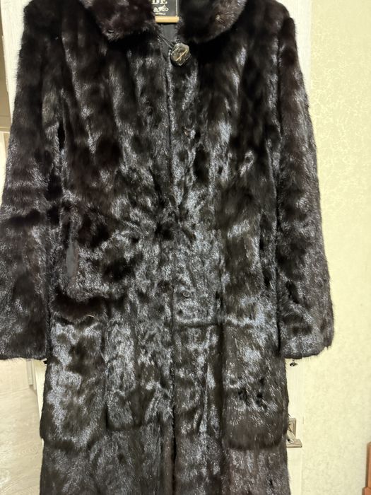 Продам норковую шубу