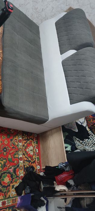 Продам диван уголок