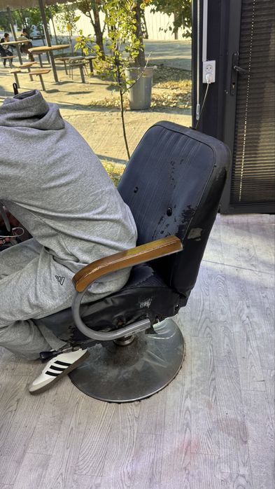 Barber kreslo, Sartaroshlarga kreslo, Salon kreslo