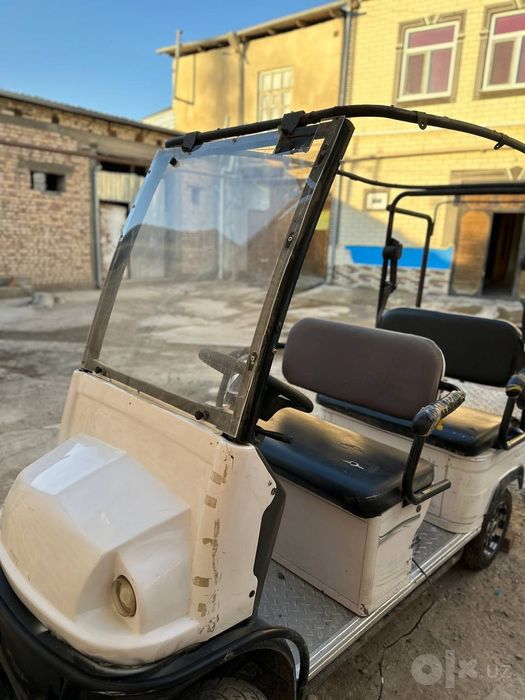 Golf car sotiladi