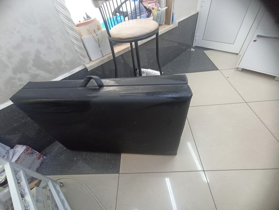 Кушетка для салона красоты