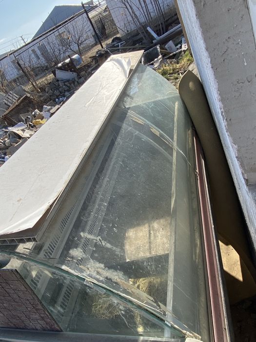 Витринный морозильник продается