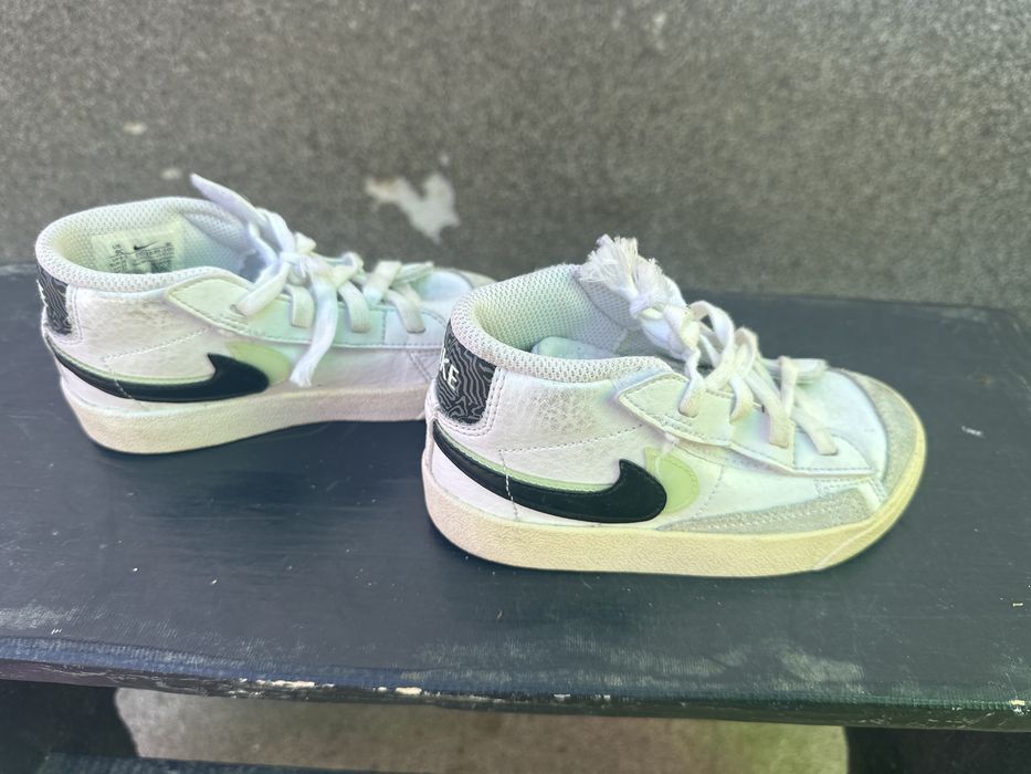 Adidasi nike copii