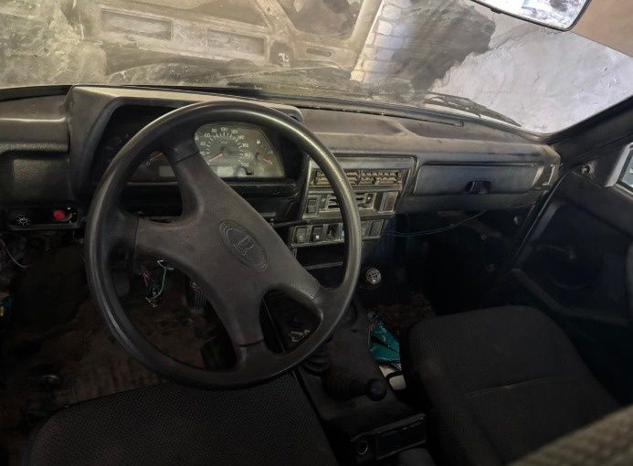 Продам нива 2013