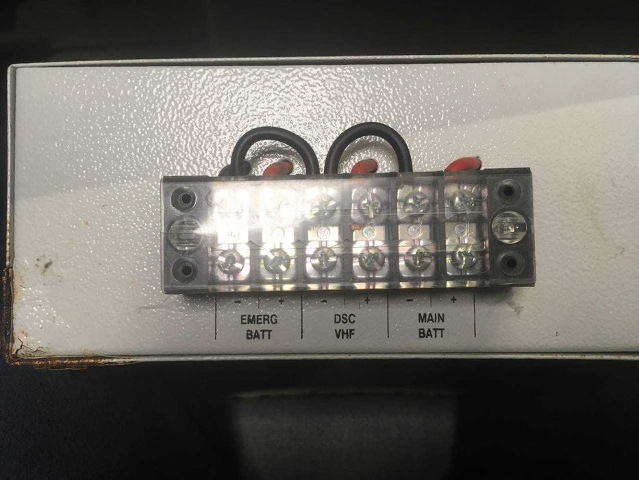 Автоматичен превключвател за резервно захранване на VHF – PSA-480