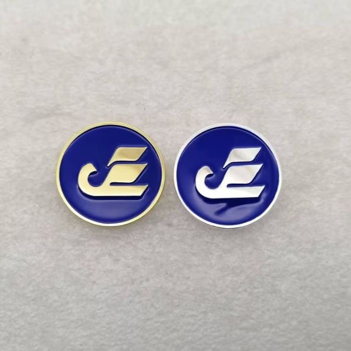 Значёк UzAirWays диаметр 25мм