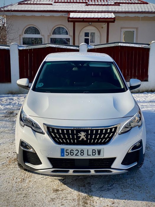 Vând Peugeot 3008 2019 1.2 benzina