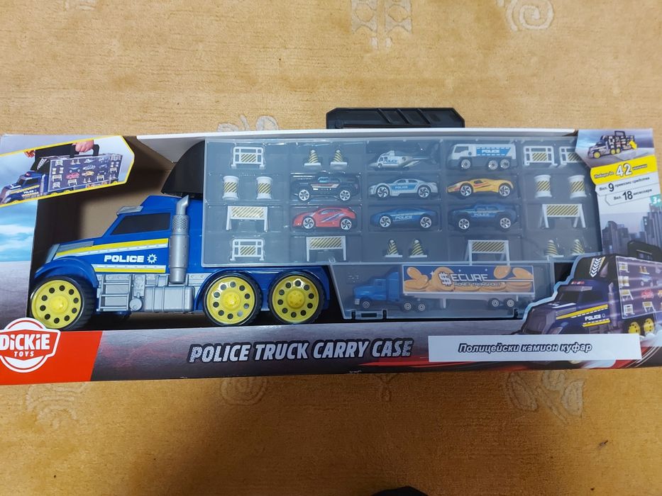 Камион автовоз Police Truck с 9 колички